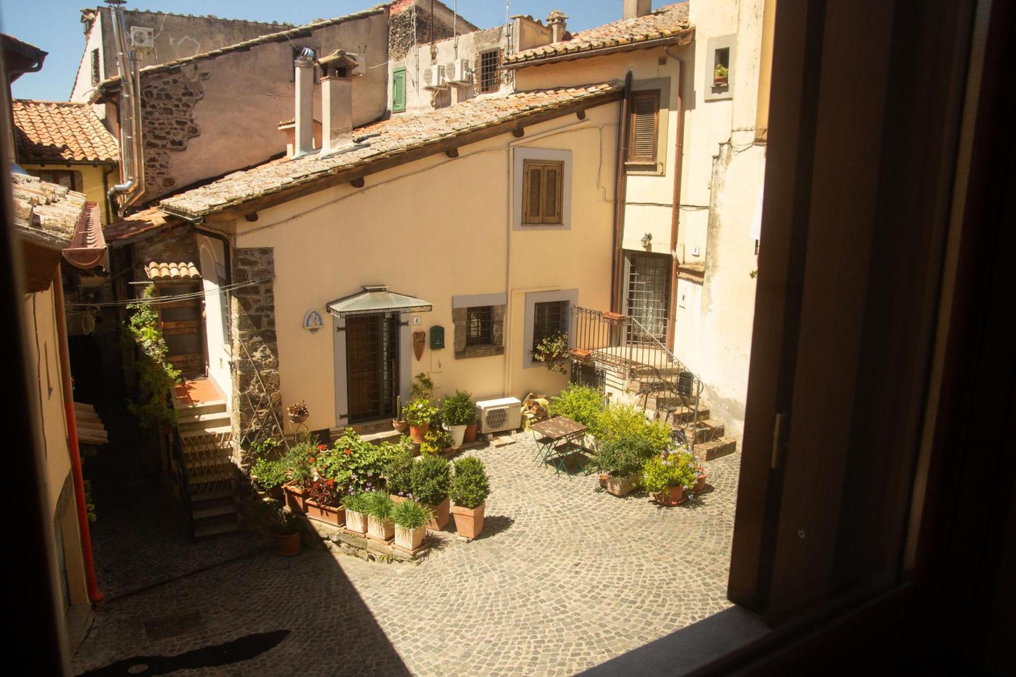 Finestra Sul Borgo Apartment Trevignano Romano Exterior photo