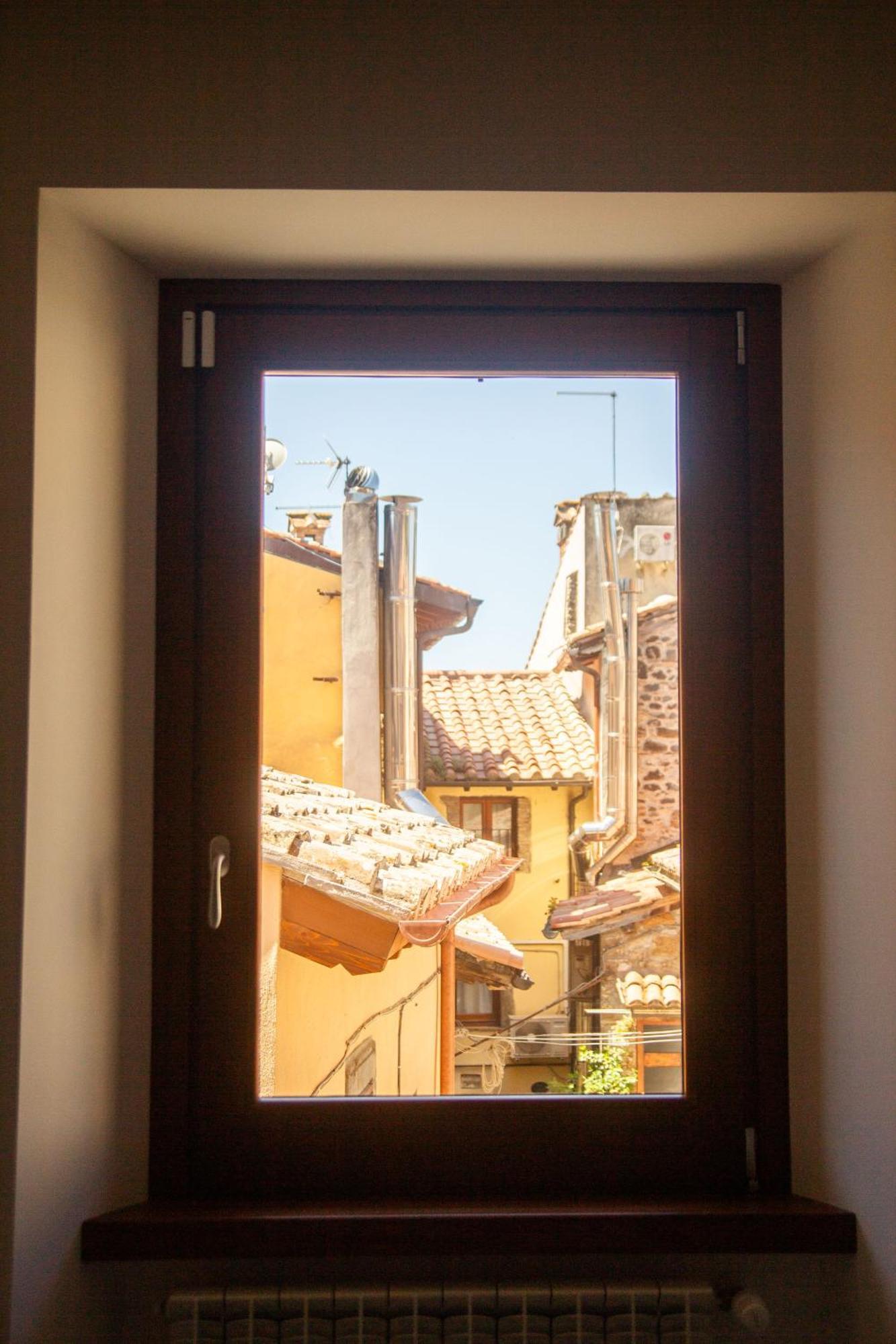 Finestra Sul Borgo Apartment Trevignano Romano Exterior photo